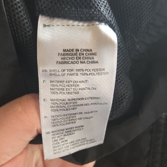 Adidas Women's Black Windbreaker Jacket - Picture 6 of 7